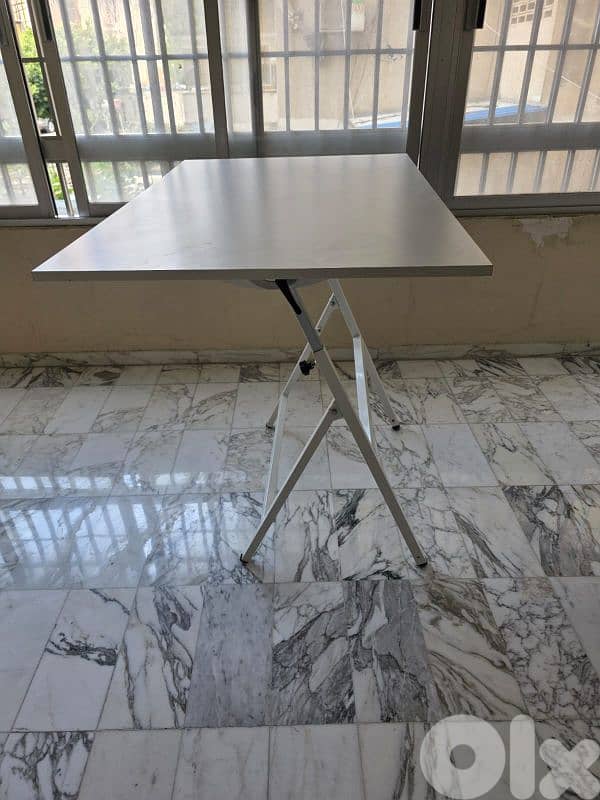 architecture table 2