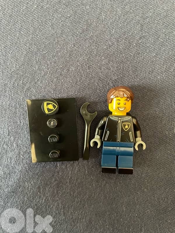 Lego Lamborghini minifigure 1