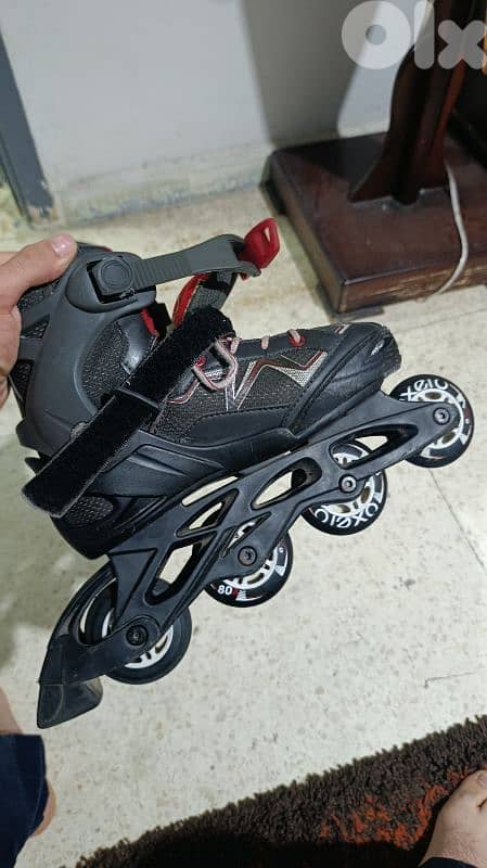 roller blades 0