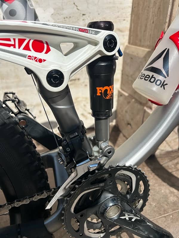 Trek Fuel EX 8 Fully Loaded 3