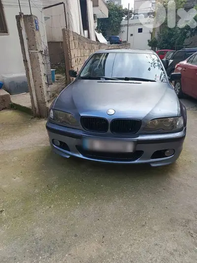 BMW 2003 318i E46