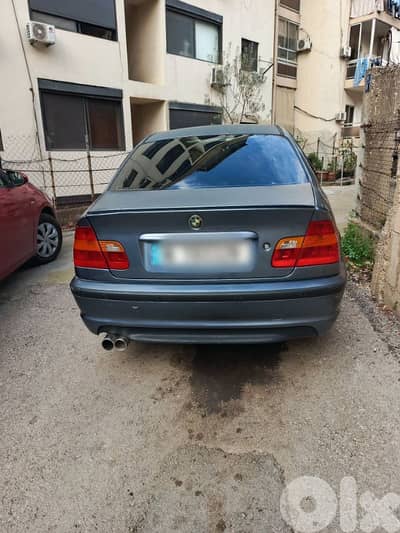 BMW 2003 318i E46