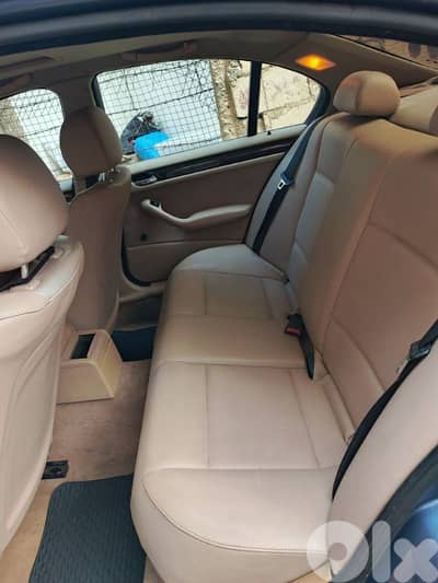 BMW 2003 318i E46