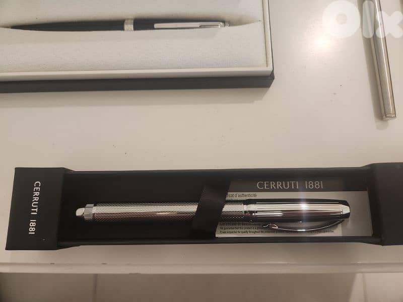 Parker (Gold plated), Mont Blanc, Cerruti, Alfred Dunhill 4