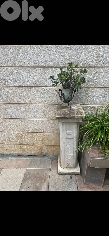 heavy handcrafted rock and granite 2