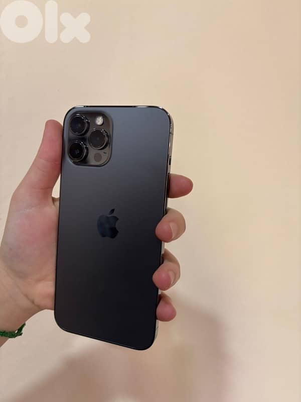 iphone 12 pro max 1
