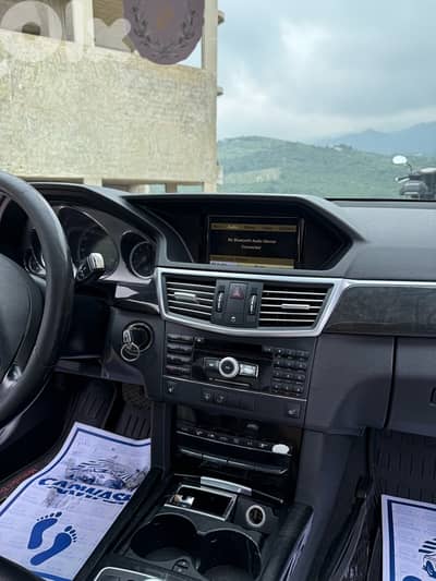 Mercedes-Benz E-Class 2010