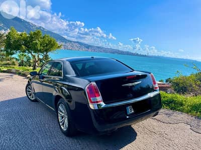 Chrysler 300 2014