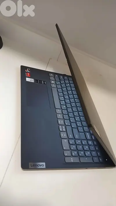 lenovo ryzen3 3250u, 2gb vram , 12gb ram , ssd 1,5t , 350$