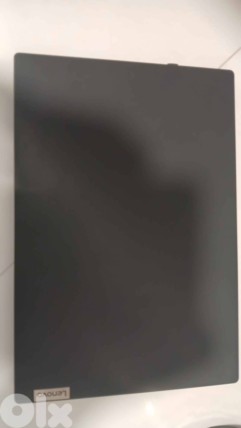 lenovo ryzen3 3250u, 2gb vram , 12gb ram , ssd 1,5t , 350$ 5