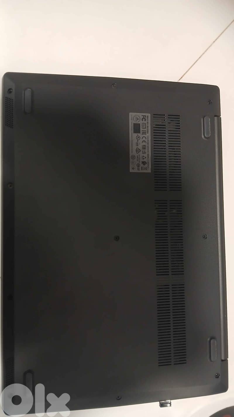 lenovo ryzen3 3250u, 2gb vram , 12gb ram , ssd 1,5t , 350$ 6