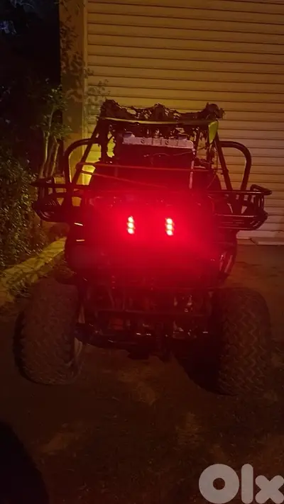buggy 250cc ma feya arreir li 3endo chi bado ydekich y2oli