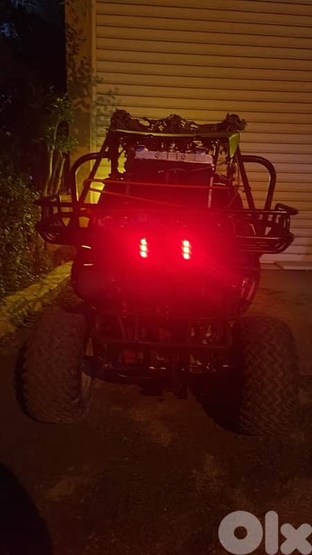 buggy 250cc ma feya arreir li 3endo chi bado ydekich y2oli 0