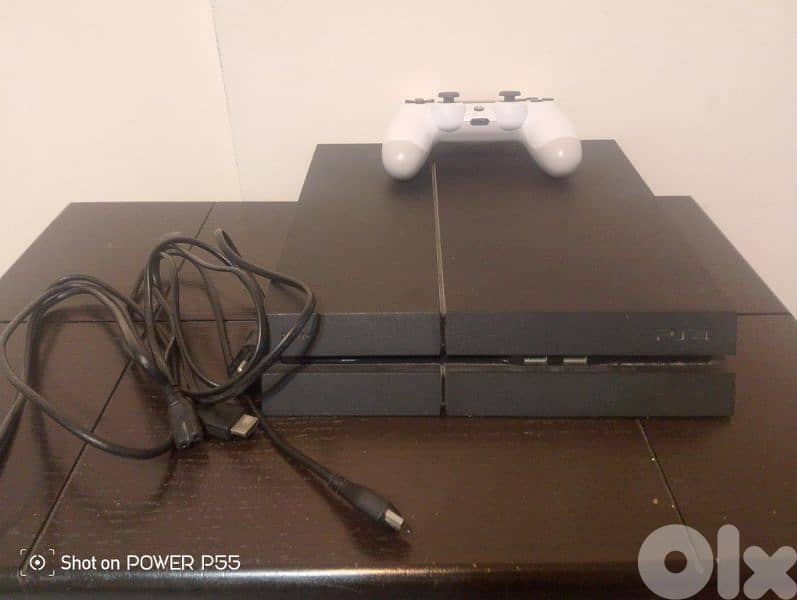 ps4 used for 6 month 0