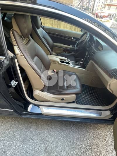 Mercedes-Benz E-Class 2011