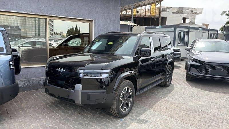 BYD Leopard 7 Ti7 Titanium 4x4 Plug in Hybrid 0