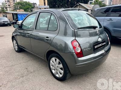 Nissan Micra 1 owner full options!!