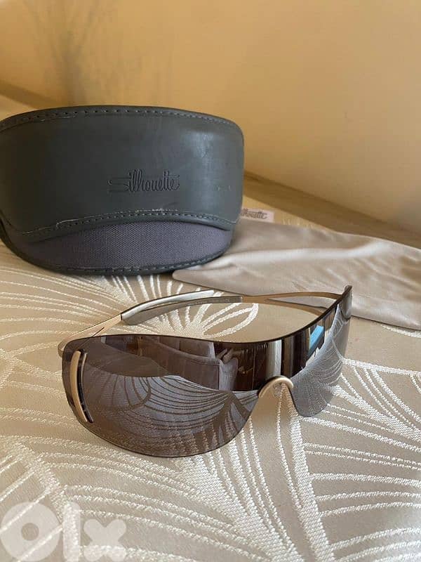 Silhouette 8127 0