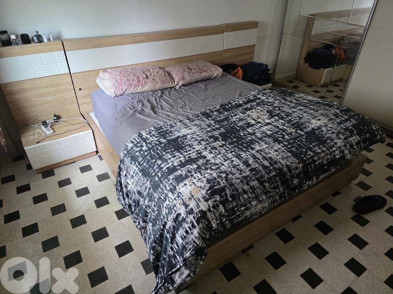 King Bedroom 0