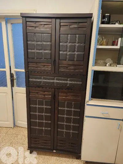 shoes cabinet