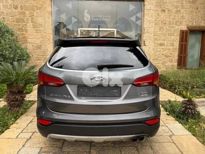 Hyundai Santa Fe V6 model 2013 from company Lebanon!!!