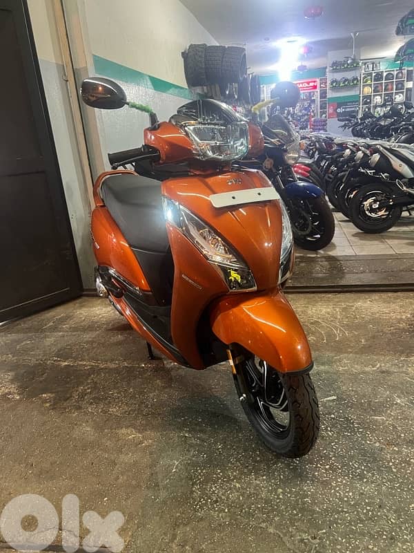 TVS Jupiter 125 0