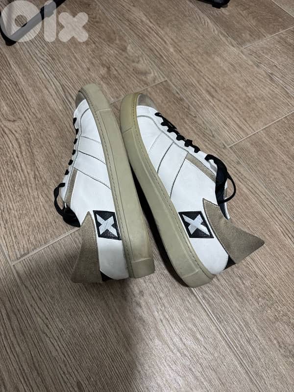 Adidas and Yeezy shoes sizes 43-44 12
