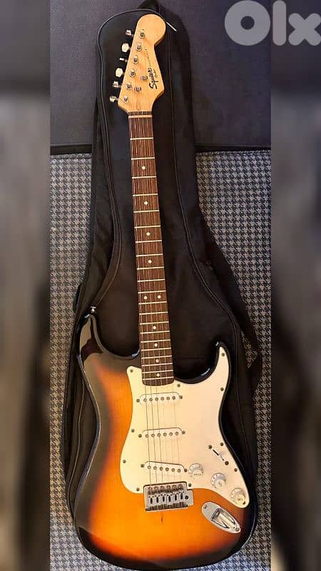 Squier fender electric guitar 0