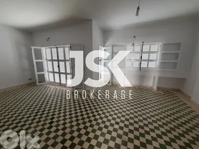 L21164 - Bright 3-Bedroom Apartment For Rent in Achrafieh, Sioufi