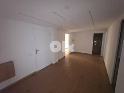 L21173 - 100 SQM Office For Rent in Achrafieh, Saydeh
