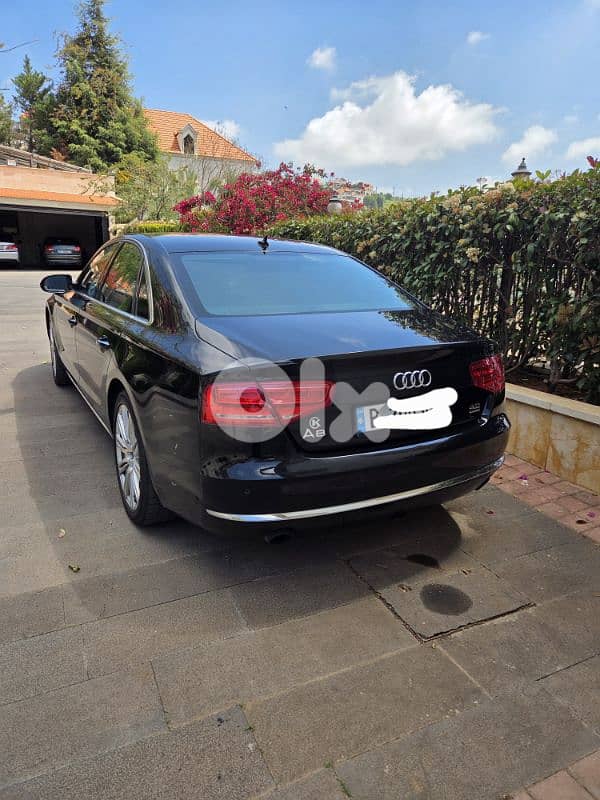 Audi A8 2011 0
