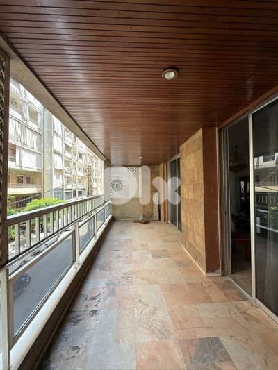 220 meter msaytbeh apartment for sale