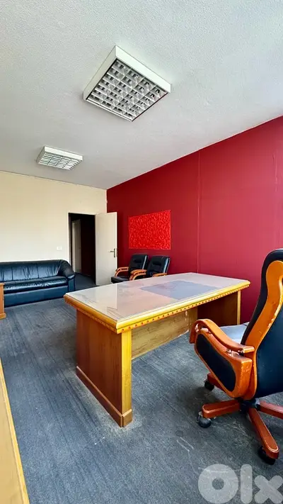 office/clinic For Rent In Jbeil Town مكتب او عيادة للإيجار