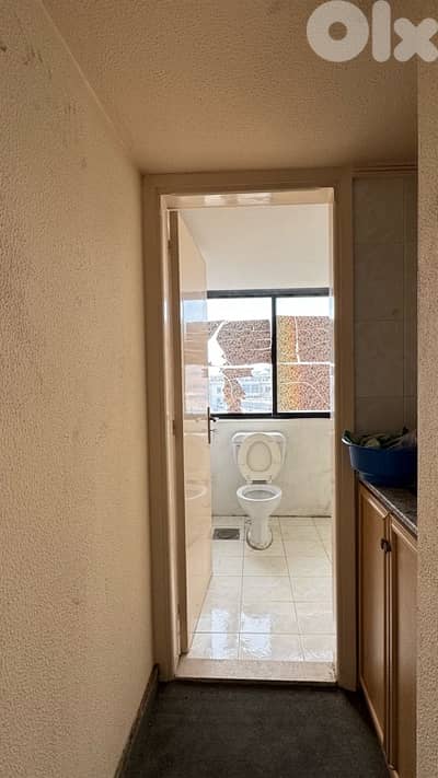 office/clinic For Rent In Jbeil Town مكتب او عيادة للإيجار