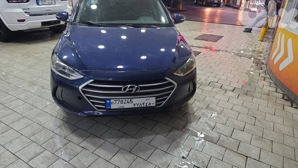 Hyundai Elantra 2017 0
