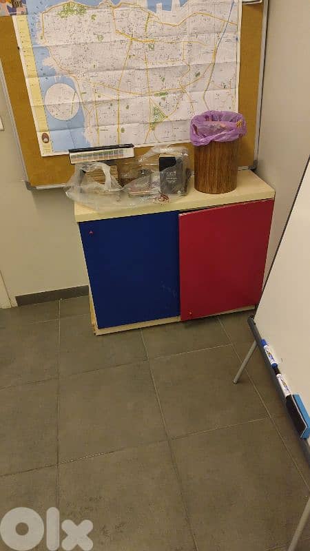Office furniture 3