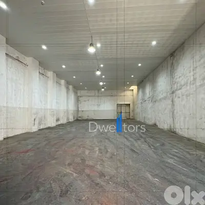 Warehouse for rent in Jdeideh - 230 MTS2 - 4.0 Mt Height