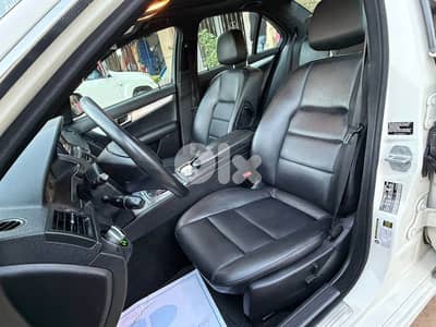 Mercedes-Benz C-Class 2009