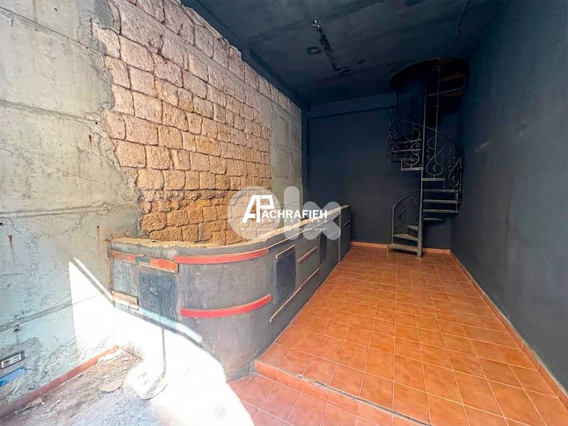2 Floors Shop With Terrace For Rent In Downtown 0