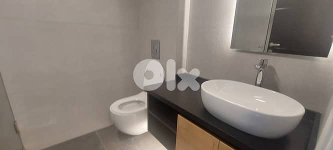Exquisite Recently Renovated Luxury Chalet In Holiday Beach
