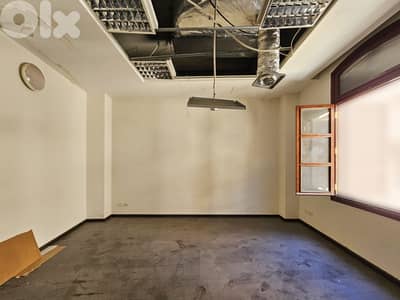 Office For Rent D. T - Nejmeh square |مكتب للإيجاروسط بيروت ساحة النجمة