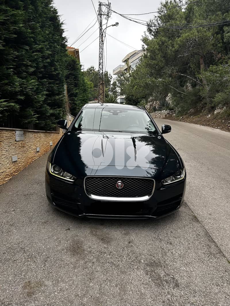 Jaguar XE 2017 2.0T 0