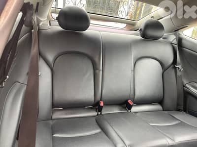 Mercedes-Benz C-Class 2005