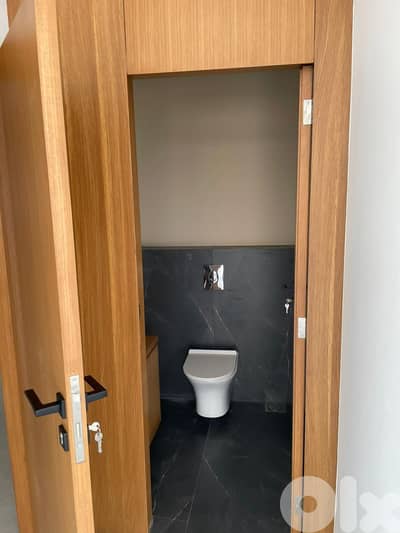 Office for Rent in Dekweneh