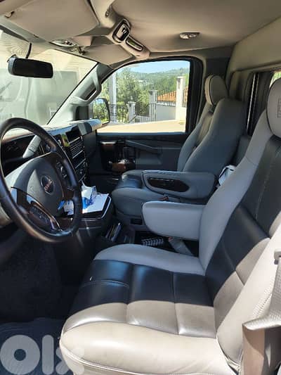 GMC Savana 2017