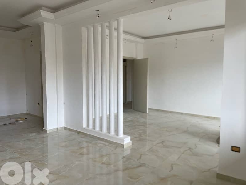 Apartment for Rent in Sioufi 0