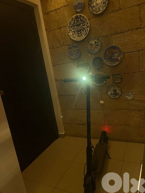 Xiaomi M365 Electric Scooter – Excellent Condition 0