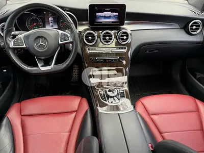 MercedesGLC 300 COUPE AMG 2018 clean carfax MercedesGLC 300 COUPE AMG 2018 clean carfax