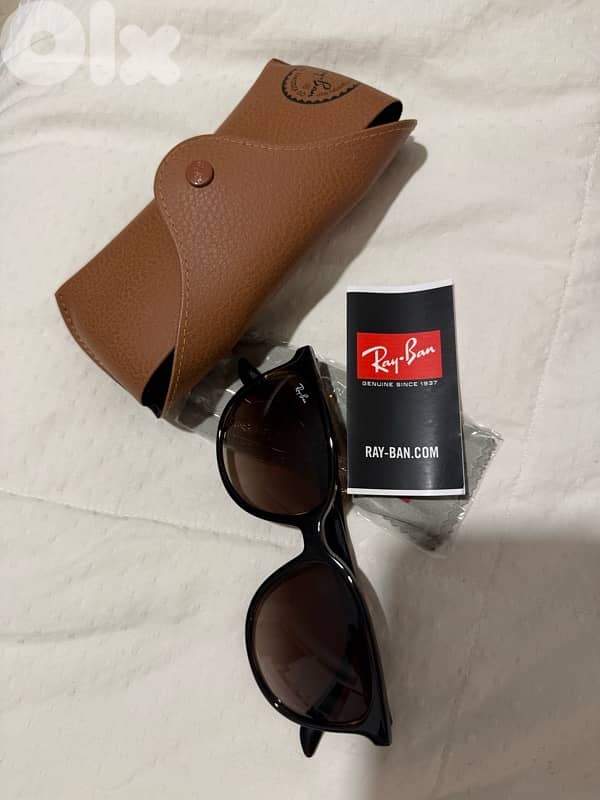 Ray-Ban sun glasses 0