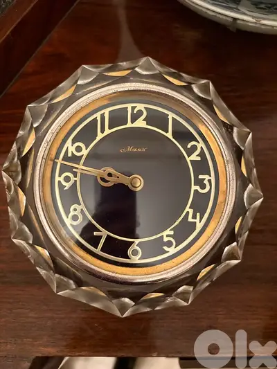 Horloge de table vintage “Mayak” de URSS